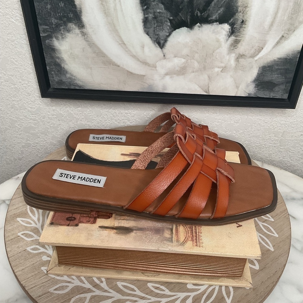 Steve Madden Fisherman style Sandals Lena, beautiful warm cognac color,comfy☀️ - Picture 2 of 7